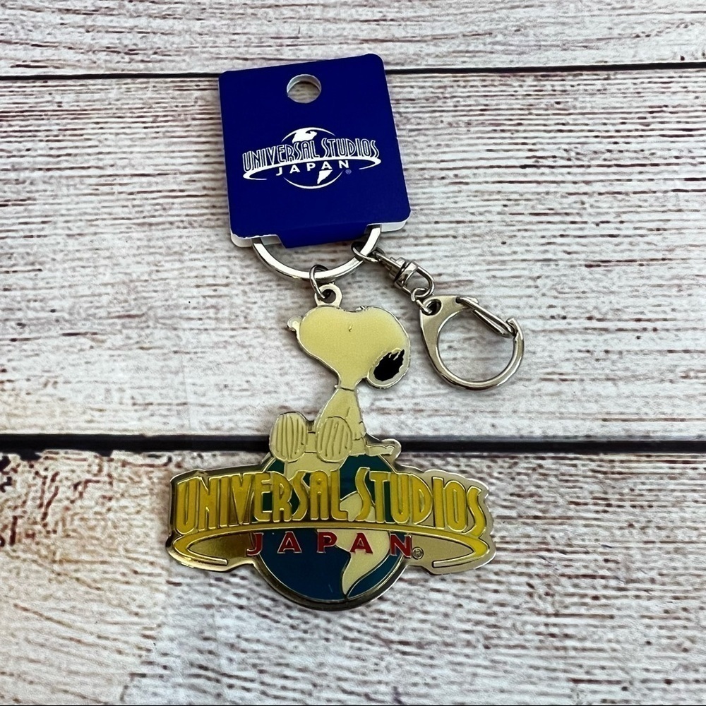 Universal Studios Japan Snoopy Keychain New
